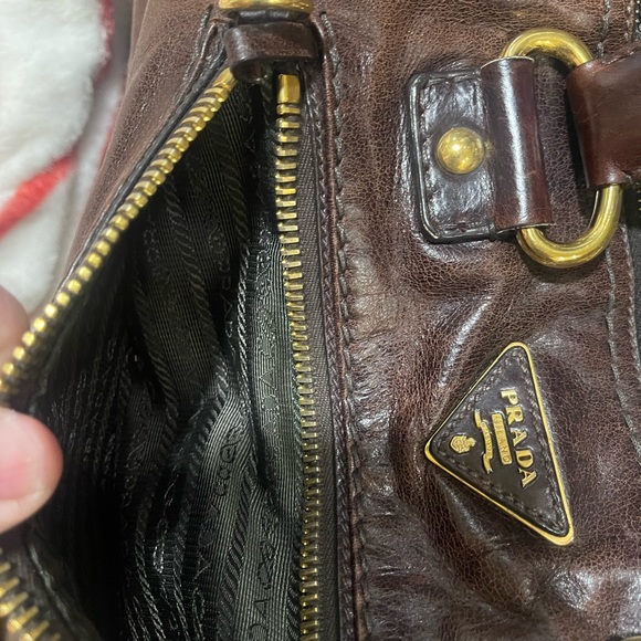 100% Authentic Prada X Large Leather Tote Bag - Picture 5 of 11